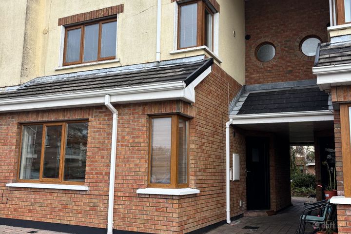 74 Riverdale, Oranmore, Co. Galway