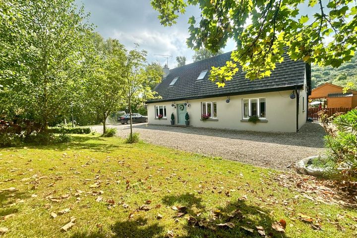 Hillview House, Greatwood, Ardee, Co. Louth, A92V5W7