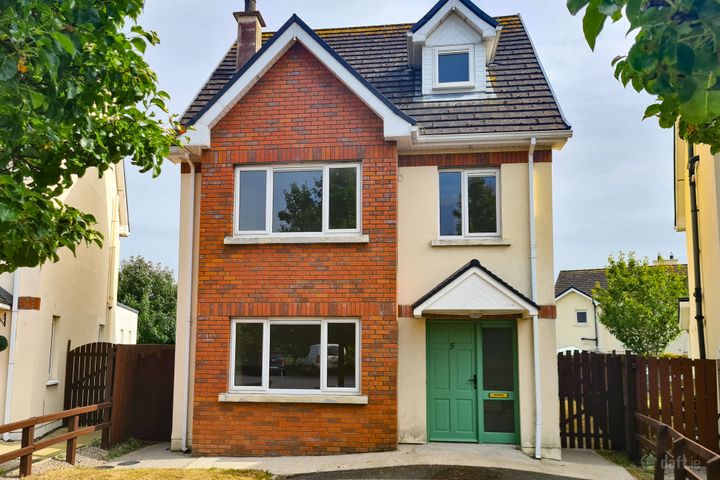 5 Dun Lia, Loughtagalla, Thurles, Tipperary