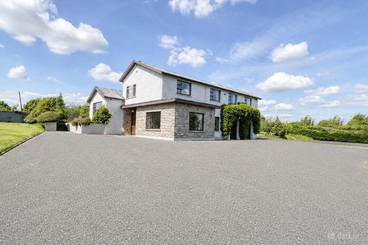 "Curragha", Mountrath Road, Portlaoise, Co. Laois, R32CCN8