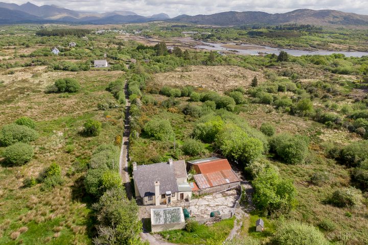 Derreenavurrig, Sneem, Co. Kerry, V93K5CX