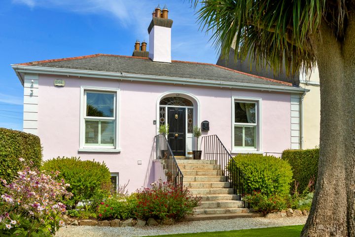 Raven Lodge, 17 Summerhill Road, Sandycove, Co Dublin, A96VX65
