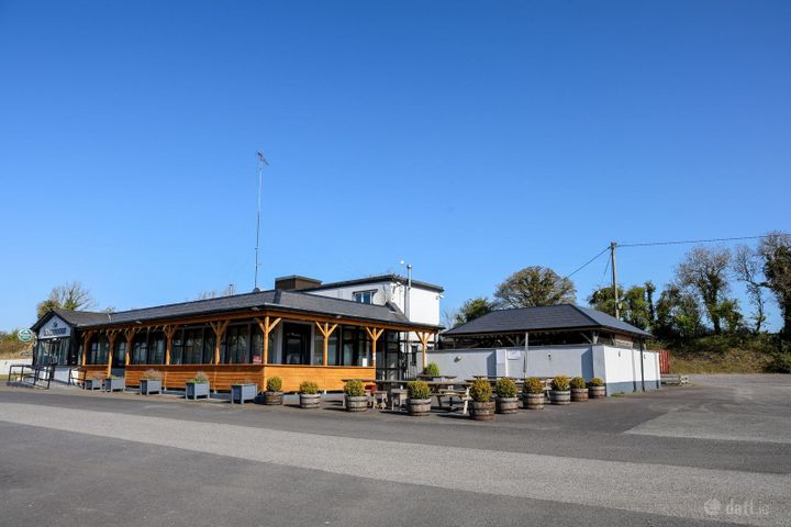The Road House, Clongowney, Mullingar, Co. Westmeath