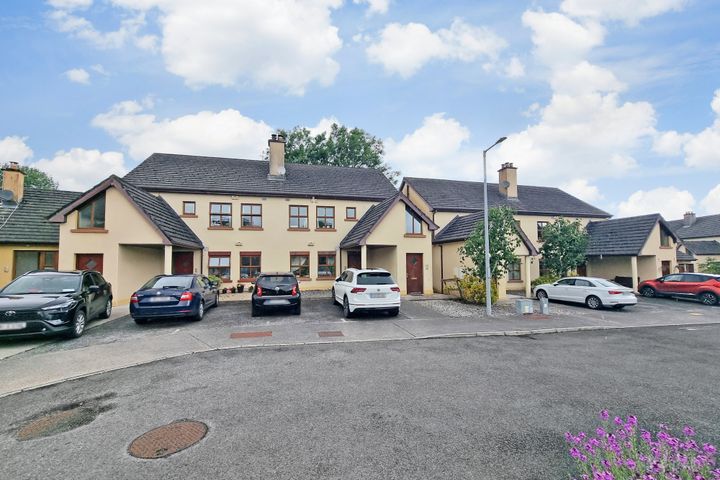 15 Lakes Retirement Village, Hill Road, Killaloe, Co. Clare, V94V599