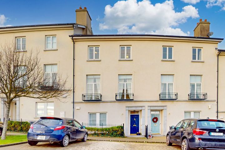 23 The Crescent, Robswall, Malahide, Dublin