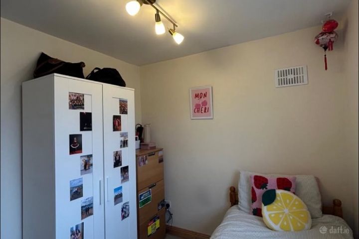 Whitethorn, Beaumont, Beaumont, Dublin 5