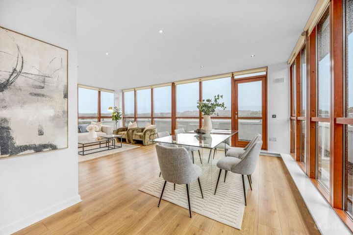 Apartment 325, Mother Teresa House, Loreto Abbey, Rathfarnham, Dublin 14, D14T389 - Photo 3