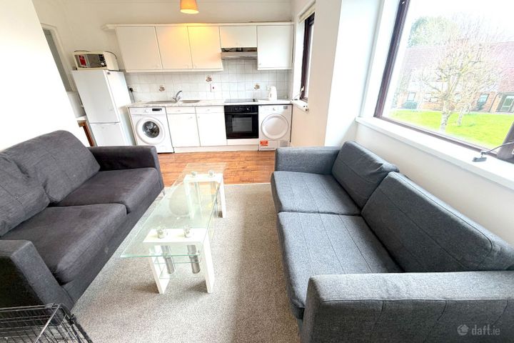 28 villa blanchard, Blanchardstown, Dublin 15