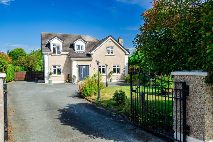 Crinstown, Maynooth, Co. Kildare, W23C3K0