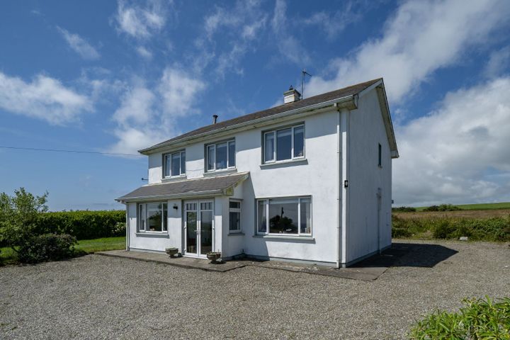 Mossbawn House, Dooneen Upper, Old Head, Kinsale, Co. Cork, P17NT27