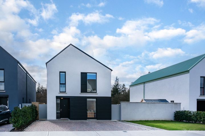 71 River Walk, Ballymore Eustace, Co. Kildare, W91H1FR