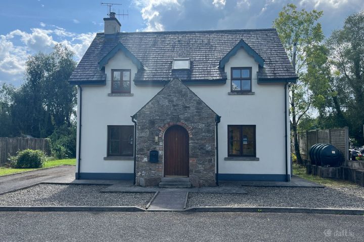 5 Logan's Bridge, Mountshannon, Co. Clare, V94E4E0