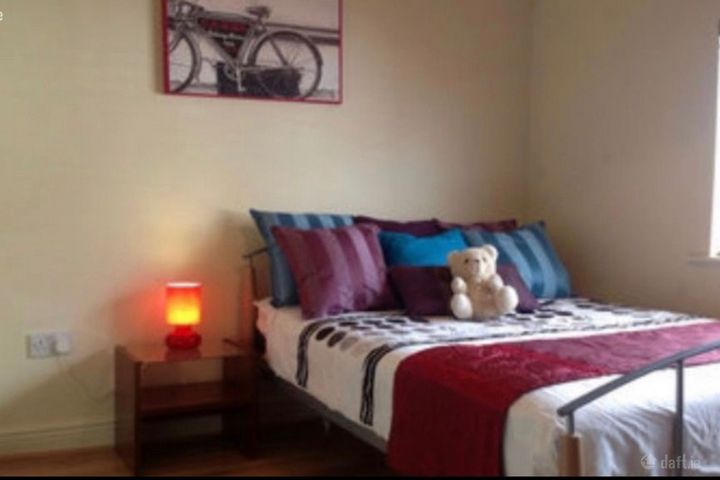 4 Errigal Gardens, Dublin 12, Drimnagh, Dublin 12