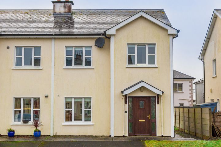 5 Cluain Dara, N39AH27