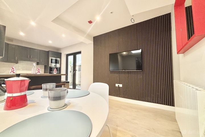 4 blacquiere villas, Phibsborough, Dublin 7