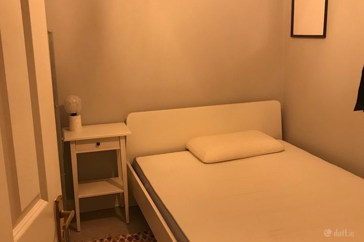 Flat 2, 77 Main Street, Blackrock, Co. Dublin
