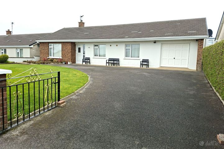 Tavelle, 22 Tullan Strand Road, Bundoran, Co. Donegal, F94C840
