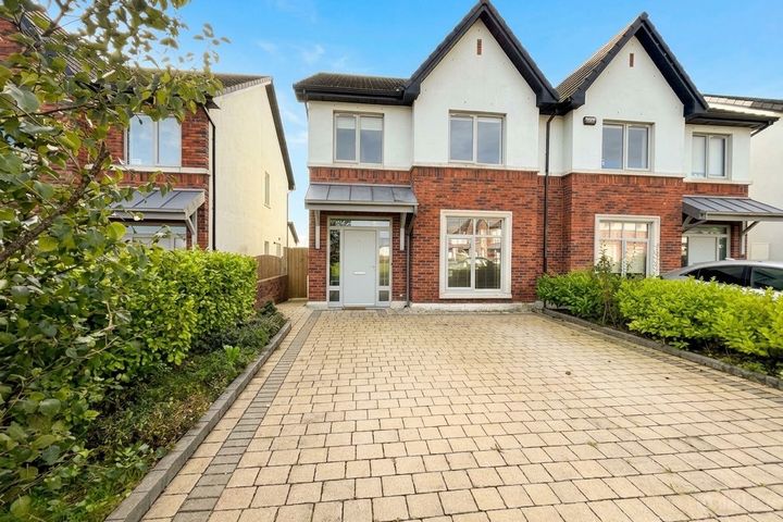 33 The Arches, Castle Farm, Naas, Co. Kildare, W91X4RN