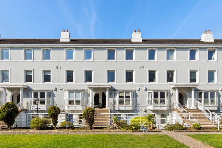 Block B, 45 Salthill, Monkstown, Co. Dublin, A94E898 - Photo 2