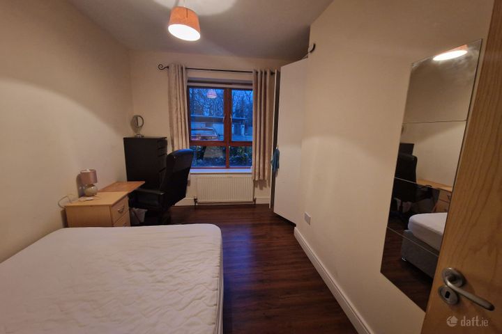 Temple Court, Northwood, Santry , Dublin 9, Co. Dublin