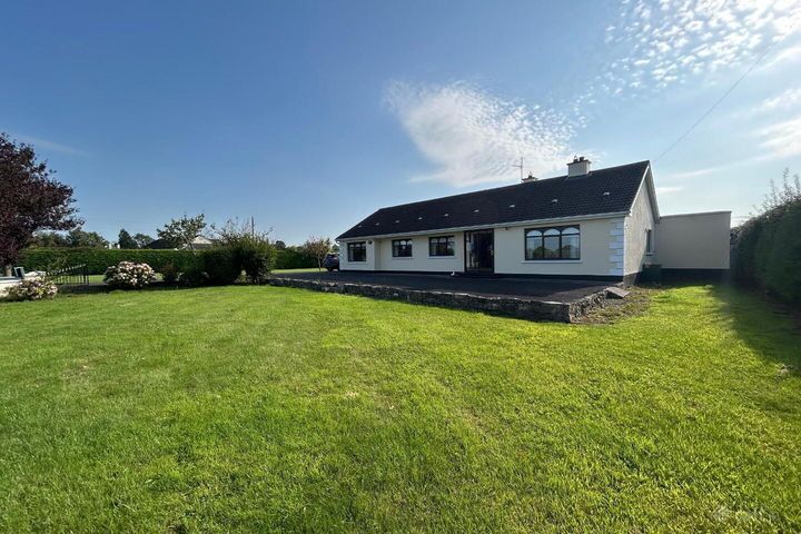 Mullinoly, Mullinahone, Thurles, Ninemilehouse, Co. Tipperary