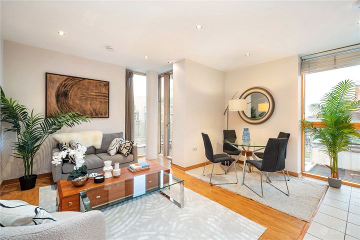 98 Kirkpatrick House, Spencer Dock, Dublin 1, D01XY76