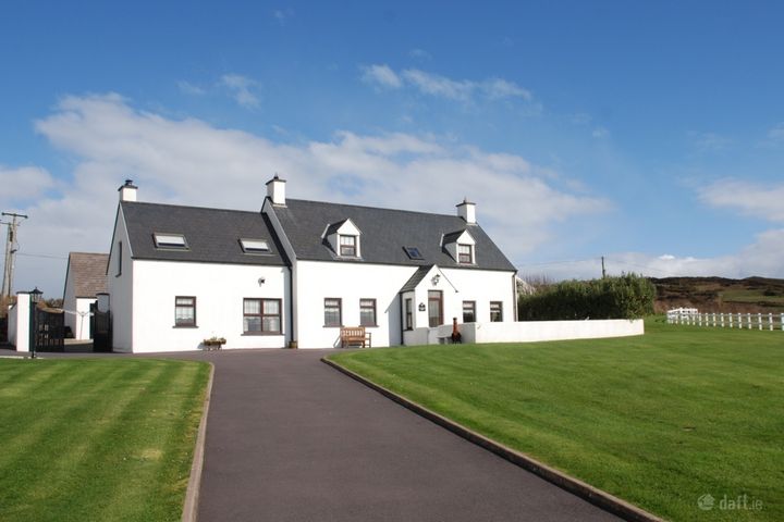 Livingstone House, Lickowen, Castletownsend, Cork