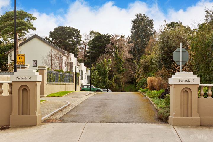 4 Purbeck, Monkstown Road, Monkstown, Dublin