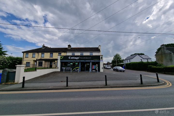 First Floor Rooms, Cottage Pharmacy, Commons Road, Navan, Co. Meath