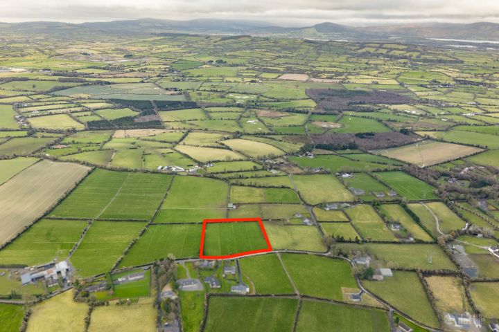 Lands of 2.11 hectare at Mullacash, Naas, Co. Kildare