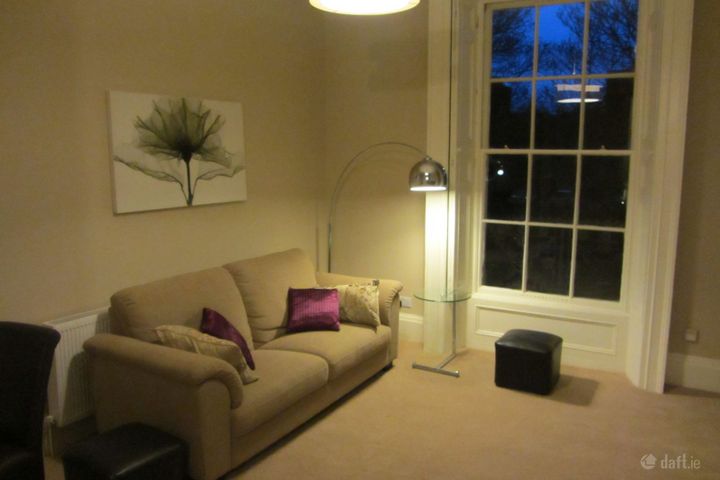 Apt.4, 110 Pembroke rd., Ballsbridge, Dublin 4