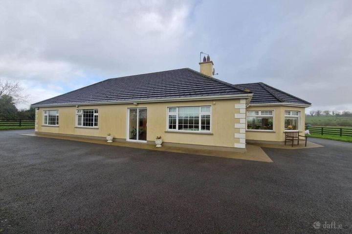 Knockinglass, Norwood, Nenagh, Co. Tipperary, Lisgarode, Co. Tipperary