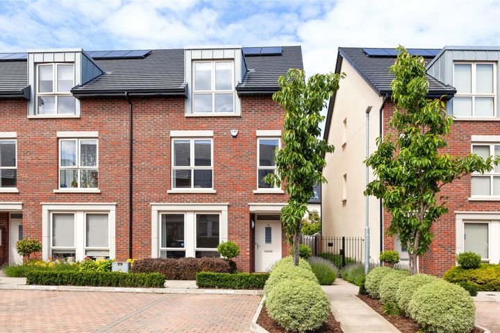 18 Fairway Drive, Cualanor, Upper Glenageary Road, Dublin