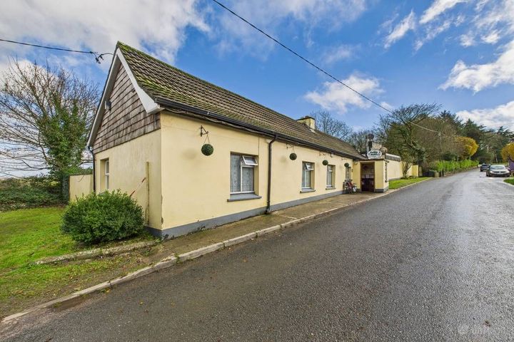 Fogartys Bar, Glenbrohane, Garryspillane, Glenbrohane, Co. Limerick, V35PK73