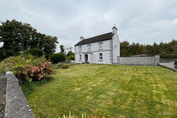 Cloonascragh, Belclare, Caherlistrane, Co. Galway, H54RK38