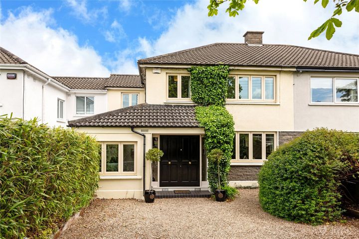 99 Rosehill, Carysfort Ave, Blackrock, Dublin