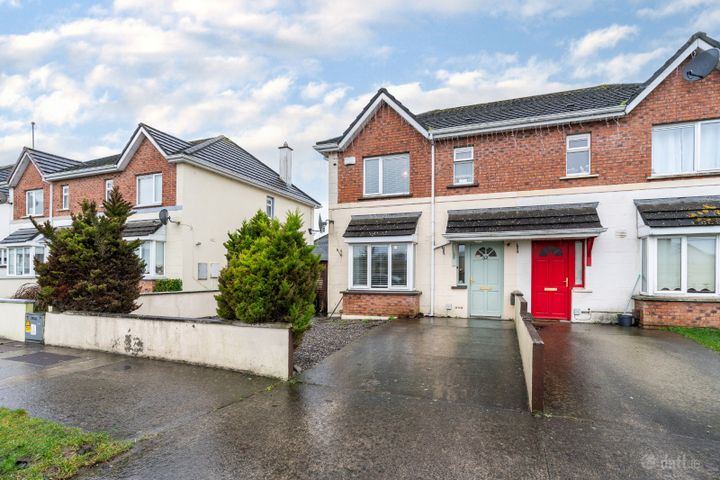 32 Hollands Park, The Hollands, Athy, Co. Kildare, R14CH79