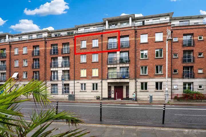 18 Stearne House, Patrick St, Dublin 8, Dublin 8, Dublin