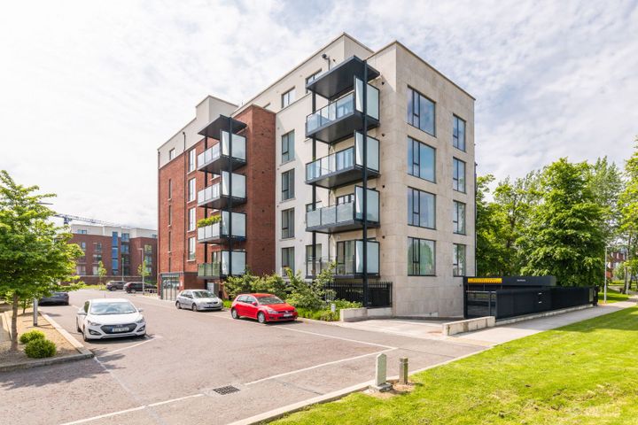 Apartment 19, Sycamore Hall, Clay Farm, Leopardstown, Dublin 18, D18WN3P