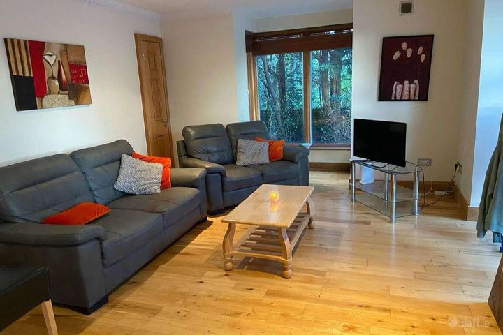 Castleknock Rd, Castleknock, Dublin 15