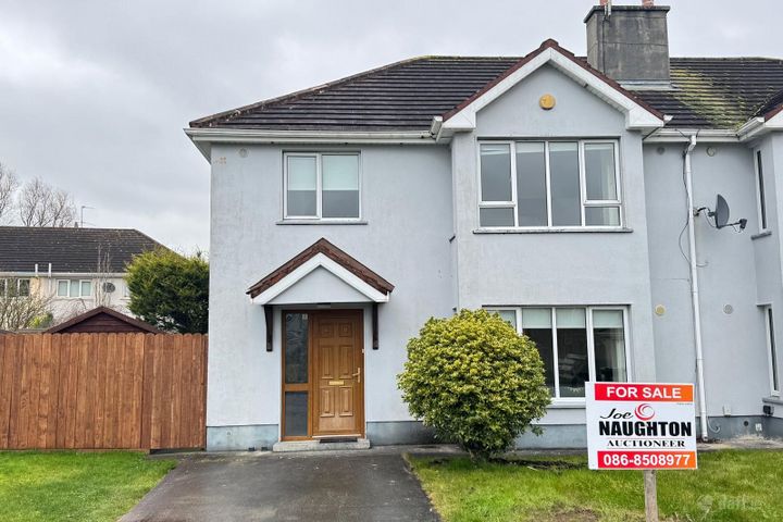 11 Mill Cross Crescent, Bealnamulla, Athlone, Co. Roscommon, N37H421