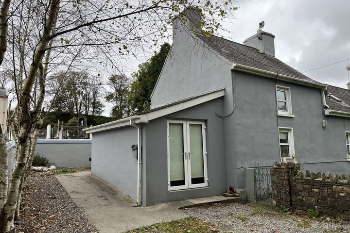 Ahiohill, Enniskeane, Co. Cork