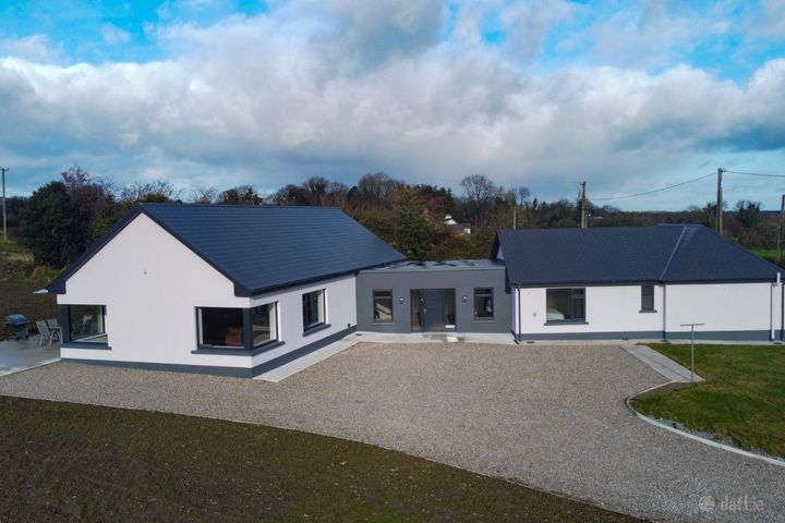 Dually, Newcastle West, Killaghteen, Co. Limerick, V42YH05