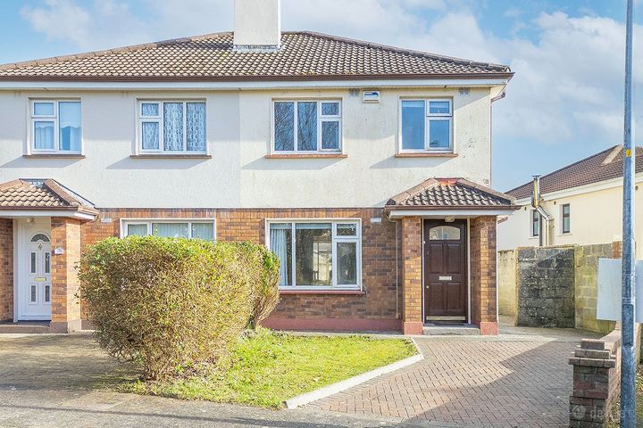 94 Portacarron, Knocknacarra, Galway, Galway