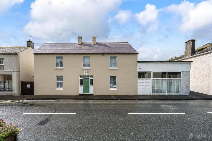 Main Street, Ferbane, Co. Offaly, R42DK49