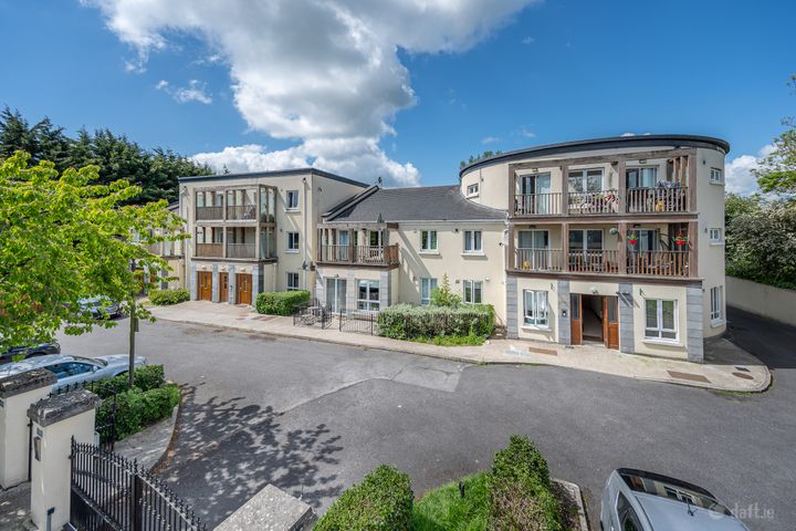 The Oaks, Porterstown Road, Clonsilla, Co. Dublin
