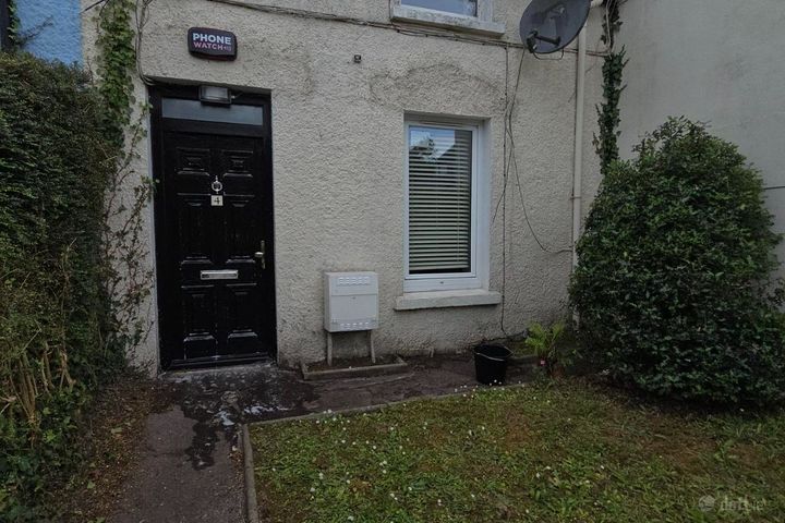 4 Convent View Terrace, Strawberry Hill, Shanakiel, Co. Cork