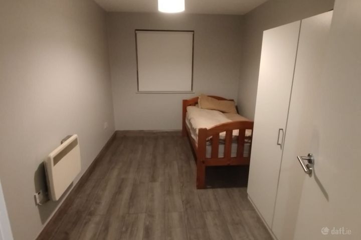 Main road , Tallaght, Dublin 24