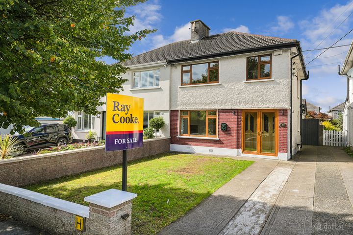 128 Hillcrest Park, Glasnevin, Dublin 11