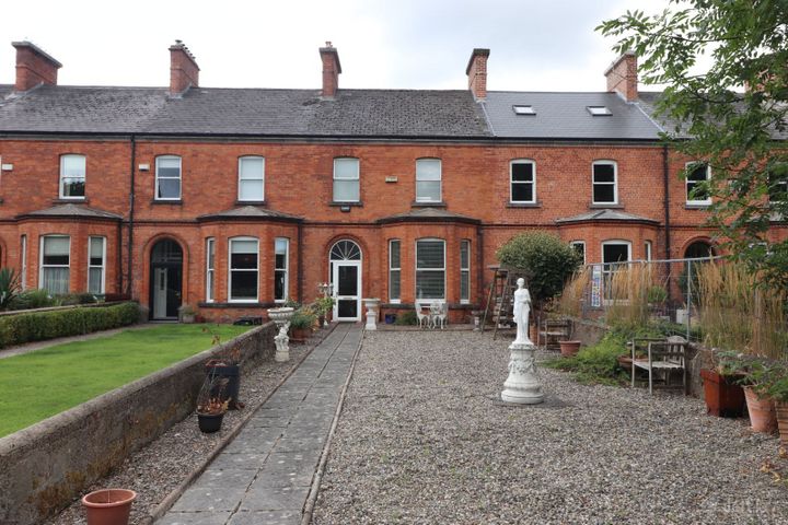 5 Lansdowne Terrace, Ennis Road, North Circular Road, Co. Limerick, V945D76